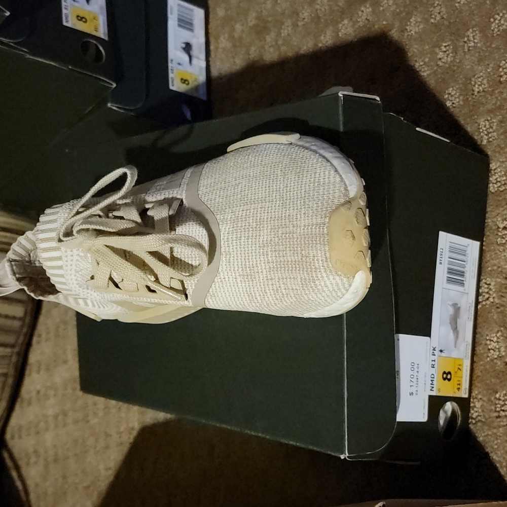 Adidas mens 8 NMD R1 linen